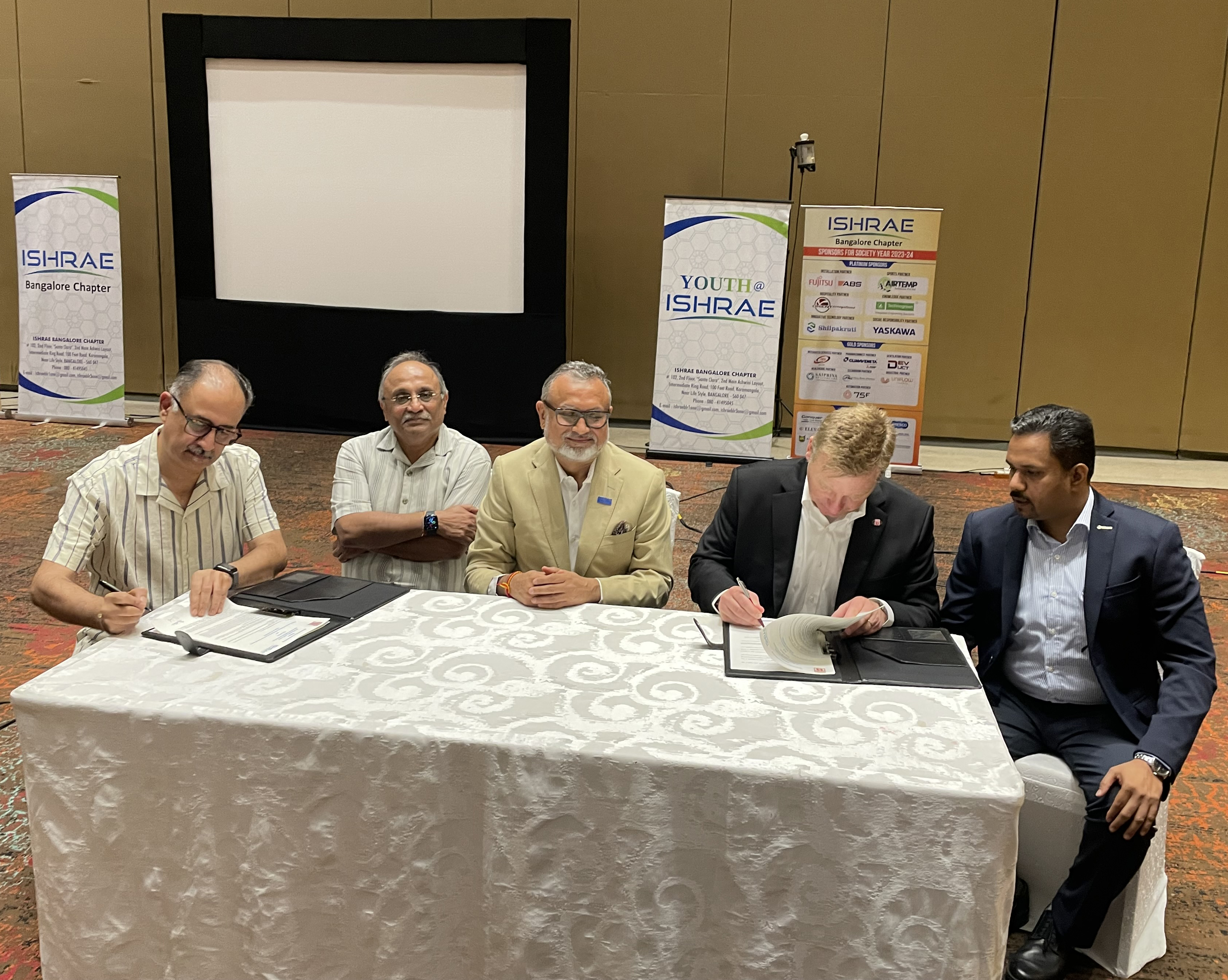 AMCA International and Asia AMCA sign a memorandum of understanding with the Indian Society of Heating, Refrigerating and Air Conditioning Engineers (ISHRAE) June 16 during a meeting of ISHRAE’s national board of governors. From left: Vishal Kapur, chair, national advocacy committee, ISHRAE; Anoop Ballaney, national president-elect, ISHRAE; Yogesh H. Thakkar, national president, ISHRAE; Kevin Faltin, executive director, AMCA International; and Asokdas Damodaran, secretary, AMCA International board of directors.